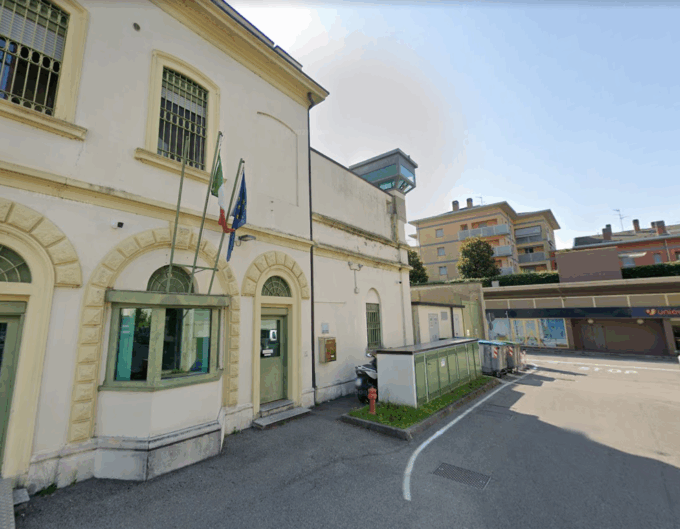 Paura e intervento d’emergenza nel carcere di Lecco: detenuto appicca il fuoco in cella