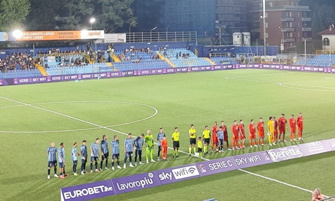 Calcio Lecco bella (e concreta) di notte: 2-1 all’Ospitaletto