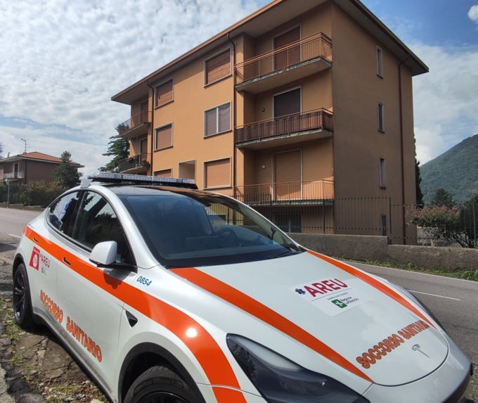 Trovato morto in casa