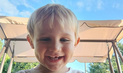 Eric Rossi, camera ardente e veglia di preghiera per il bambino morto in vacanza