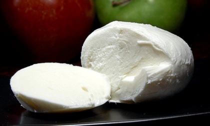 Metalli nelle mozzarelle, richiamati i prodotti “brianzoli” della Granarolo