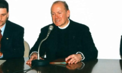 Mercoledì i funerali di don Piero Cecchi, storico parroco di Osnago