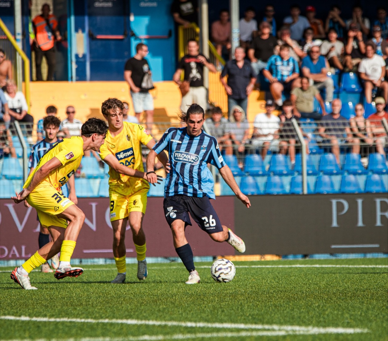 Calcio Lecco, un momento di incontro con i tifosi