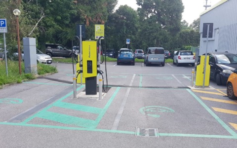 Con Polis, l’ufficio postale di Merate diventa anche “green”