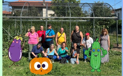 Le verdure biologiche di Volontaria-Mente tornano in piazza