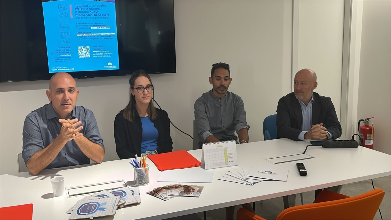 Un Pizzico di Viola: a Lecco la solidarietà illumina la memoria