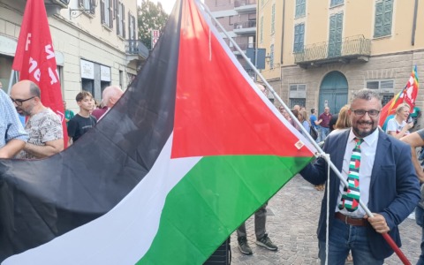 Presidio lecchese per Gaza: “Non possiamo tacere di fronte a questo sterminio”