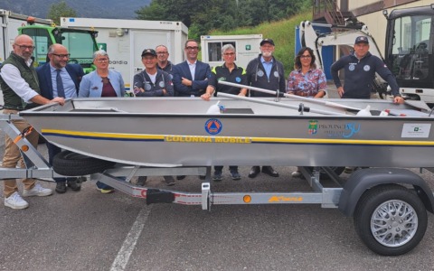 Un nuovo super-natante per la Protezione civile lecchese: “Pronti ad affrontare ogni emergenza”