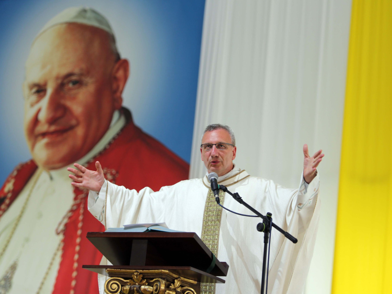 Il Santuario si prepara a salutare monsignor Claudio Dolcini