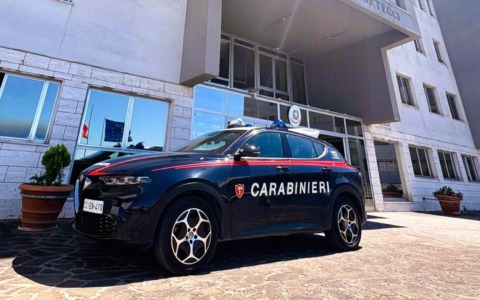 Omicidio, droga e favoreggiamento della latitanza: 3 uomini in manette