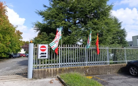 Licenziamenti alla Staubli, venerdì incontro in Assolombarda