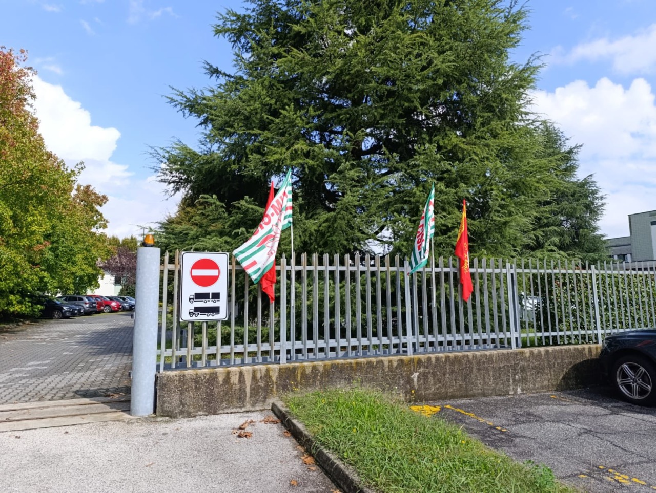 Licenziamenti alla Staubli, venerdì incontro in Assolombarda
