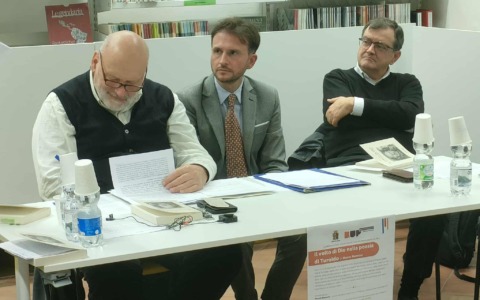 Un libro sulla poesia di David Maria Turoldo, a scriverlo è un sindaco