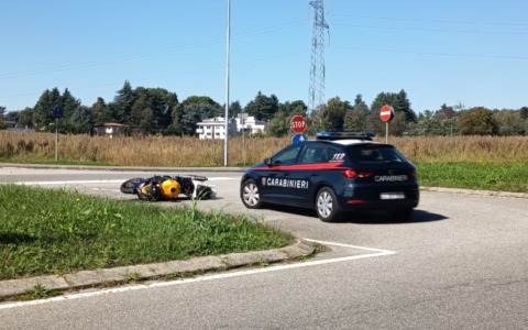 Incidente a Casatenovo, ferito un motociclista 53enne