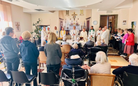 La comunità di Villa dei Cedri incontra i sacerdoti del Decanato