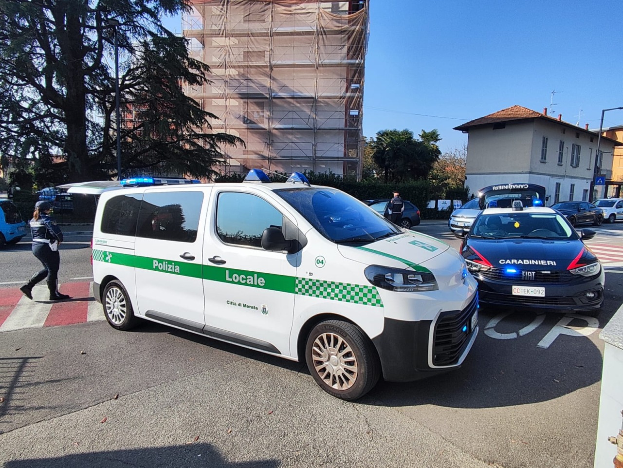 Donna investita, finisce in ospedale