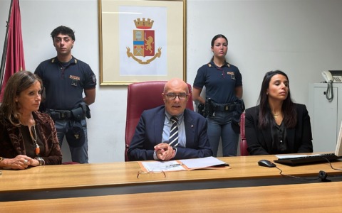 Sgominato un vasto giro di droga da 10mila dosi: 5 spacciatori arrestati