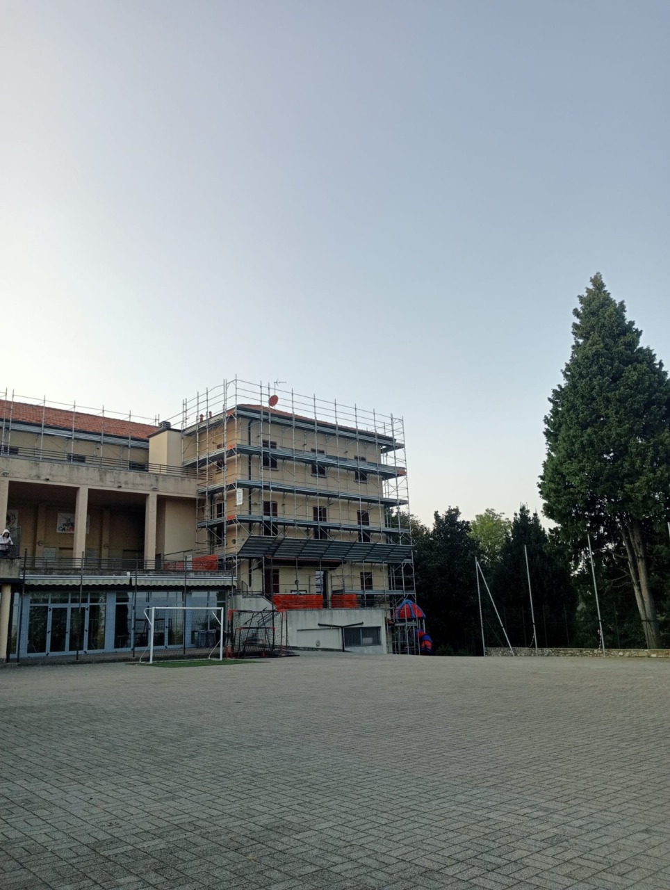 Lavori all’oratorio, il parroco si appella alla generosità dei fedeli