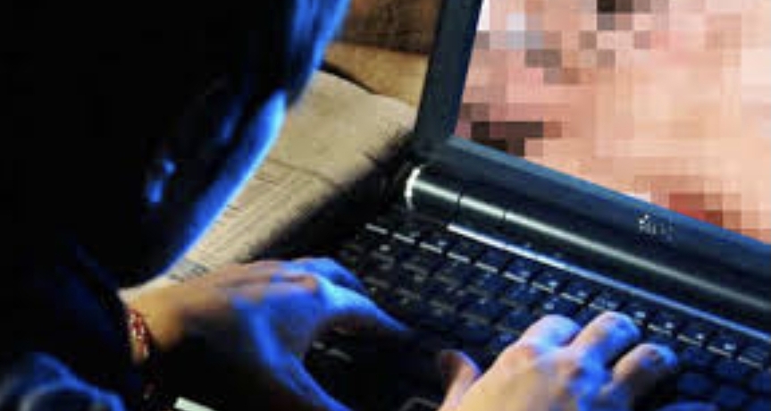 Ragazzino adescato sui social, vittima di un pedofilo