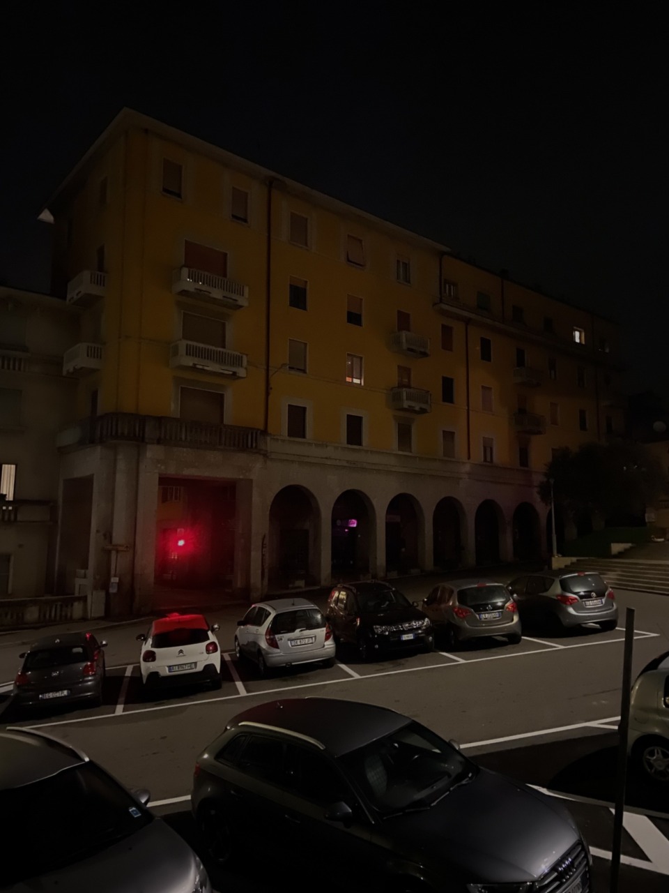 Il paese è al buio, la minoranza: “Non è per halloween”