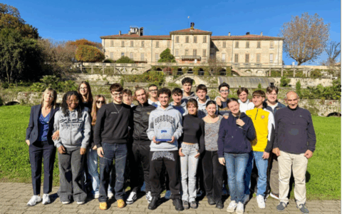 I “chimici” dell’I.I.S.S. Greppi si aggiudicano il 1° premio al “Forum sostenibilità 2025”