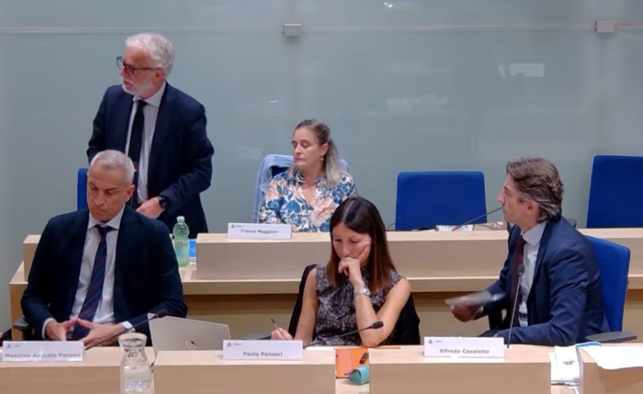 Manutenzione del verde, le minoranze: “un grave segnale di scarsa trasparenza e di profondo disinteresse”