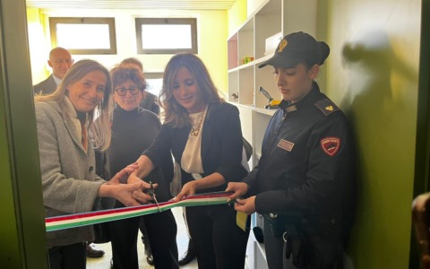 Una stanza per ricominciare: inaugurata la Sala di ascolto per le donne vittime di violenza