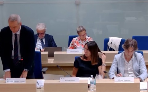 Interrogazione di Prospettive per Merate sulla vendita di libri in auditorium