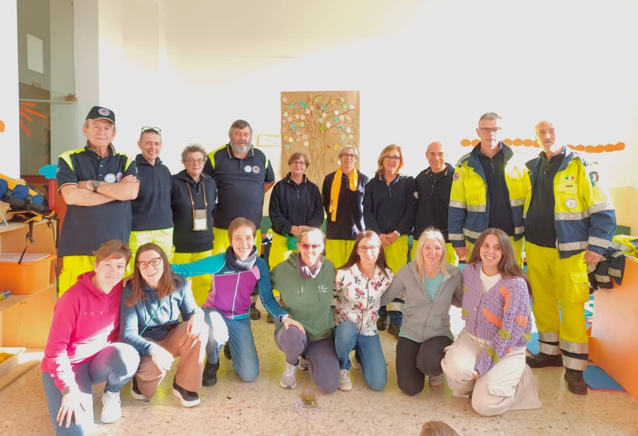 Maresso, volontari della Protezione civile in visita alla scuola dell’infanzia