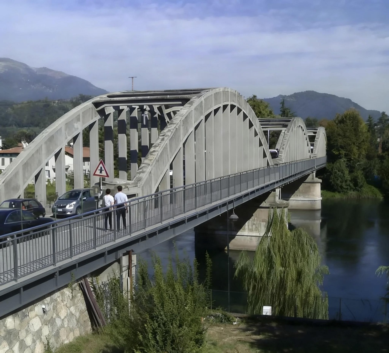 Ponte di Brivio: i sindaci chiedono l’aggiunta di un attraversamento pedonale