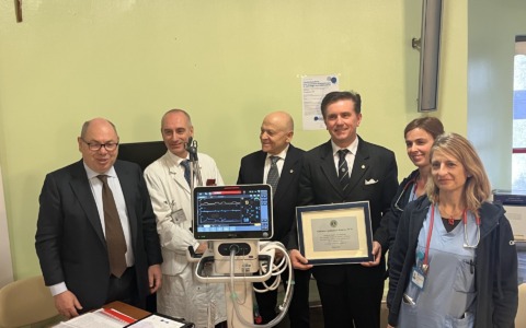 Lions Club Merate: donato un ventilatore meccanico Bi-Level alla Cardiologia del Mandic