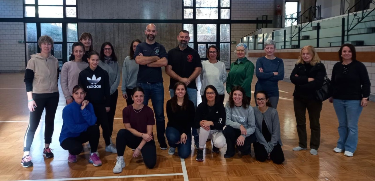 Corso di difesa personale, un successo al femminile