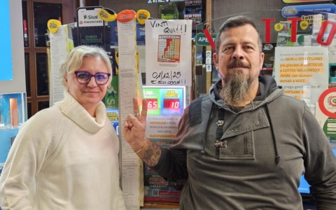 “Gratta” cinque euro… e vince mezzo milione