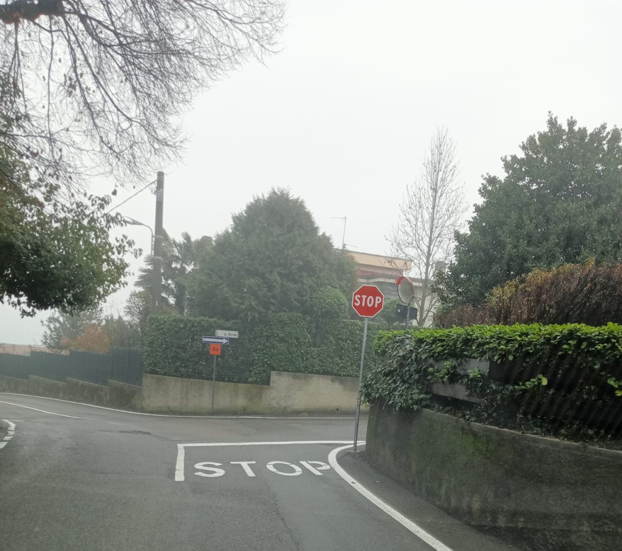 Due nuovi stop per aumentare la sicurezza stradale