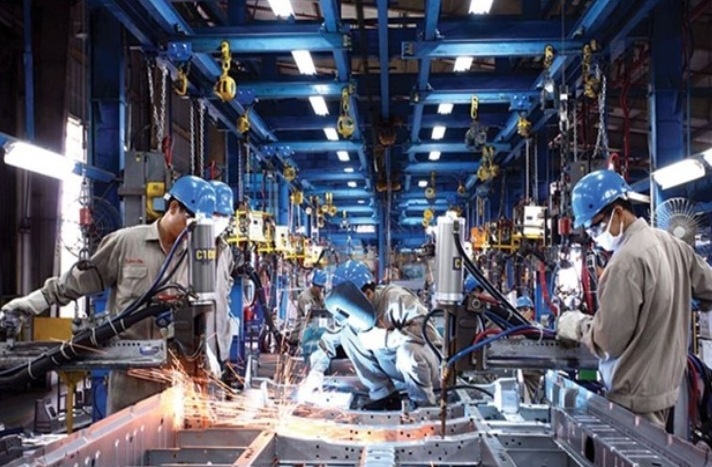 Lecco: crescita di produzione e fatturato industriale, segnali contrastanti su ordini e occupazione