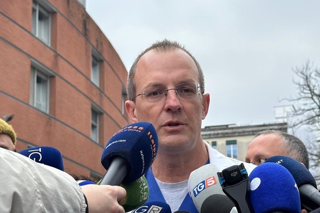 Tragedia di Crans-Montana: anche Filippo Galbiati, sindaco di Casatenovo, in prima linea all’Ospedale Niguarda