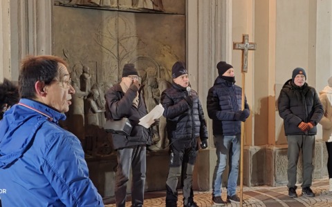 In tanti nell’Isola in cammino per la pace LE FOTO