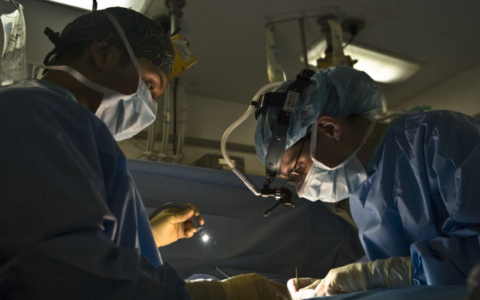 Dopo otto anni di attesa per un’ernia finalmente la soluzione