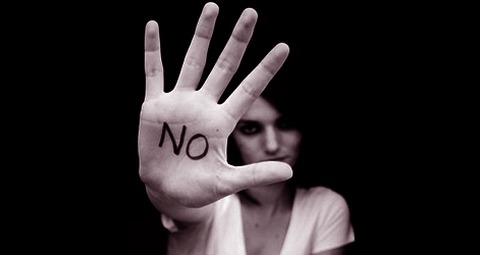 Bacia la commessa del supermercato, condannato per violenza sessuale