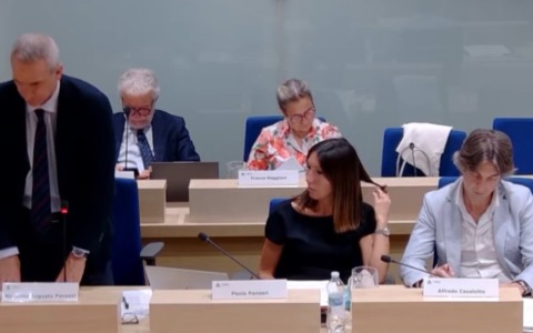 Caso maranza, l’opposizione interroga: “Manca il controllo, crescono degrado e violenza”