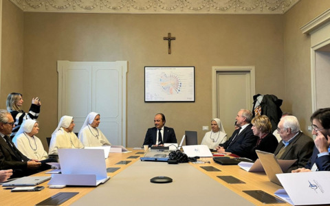 Il sottosegretario Alessio Butti in visita a Villa Beretta