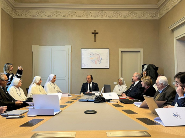 Il sottosegretario Alessio Butti in visita a Villa Beretta