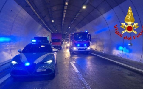 Incendio in galleria sulla Ss36: plauso alla Polizia Stradale e ai Vigili del fuoco da Regione Lombardia
