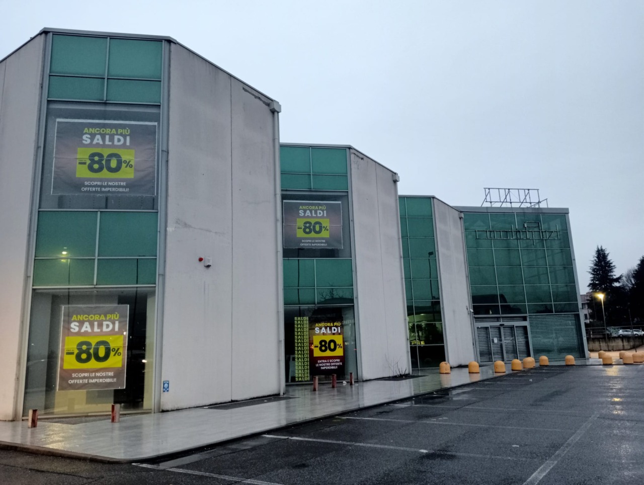 Al posto della Conbipel arriva lo store cinese