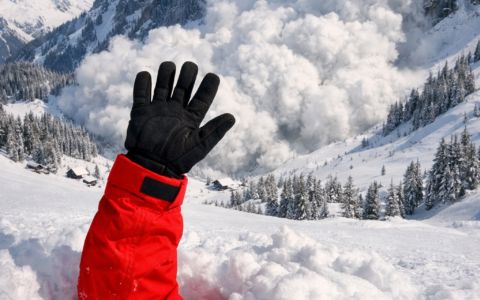 Cresce il pericolo valanghe anche nel Lecchese, l’appello del Soccorso Alpino