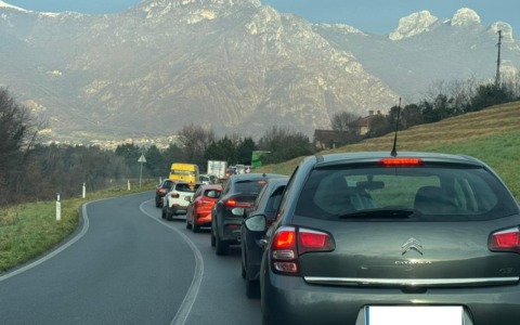 Conclusi parte dei lavori sulla Ss36, Azione: “Restano interrogativi irrisolti sulla gestione del cantiere”