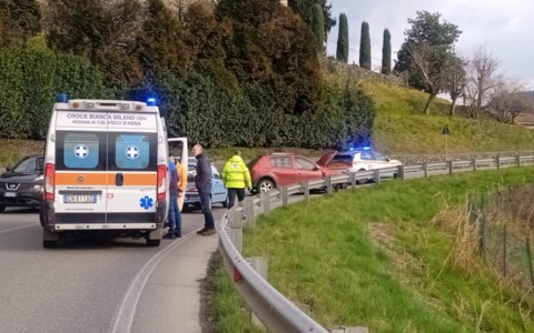 Incidente sulla provinciale, traffico in tilt