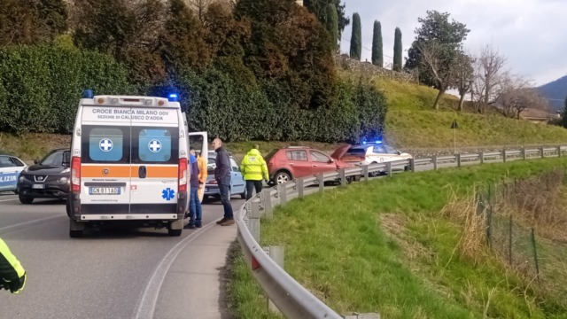 Incidente sulla provinciale, traffico in tilt