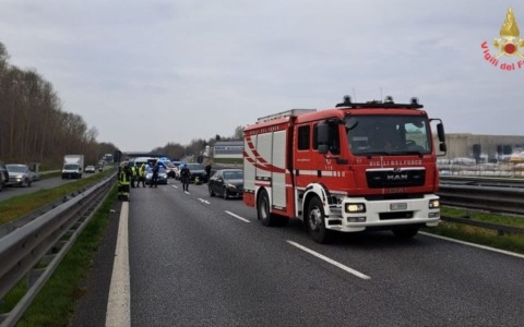 Schianto fatale lungo la Statale 36: morto un uomo, strada chiusa