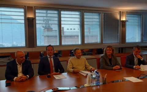 Intelligenza Artificiale nelle imprese lariane: lanciato il progetto pilota